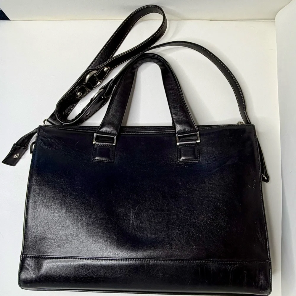 Tumi Black Leather Laptop Messenger Bag Silver Accent 43907D Vintage Business